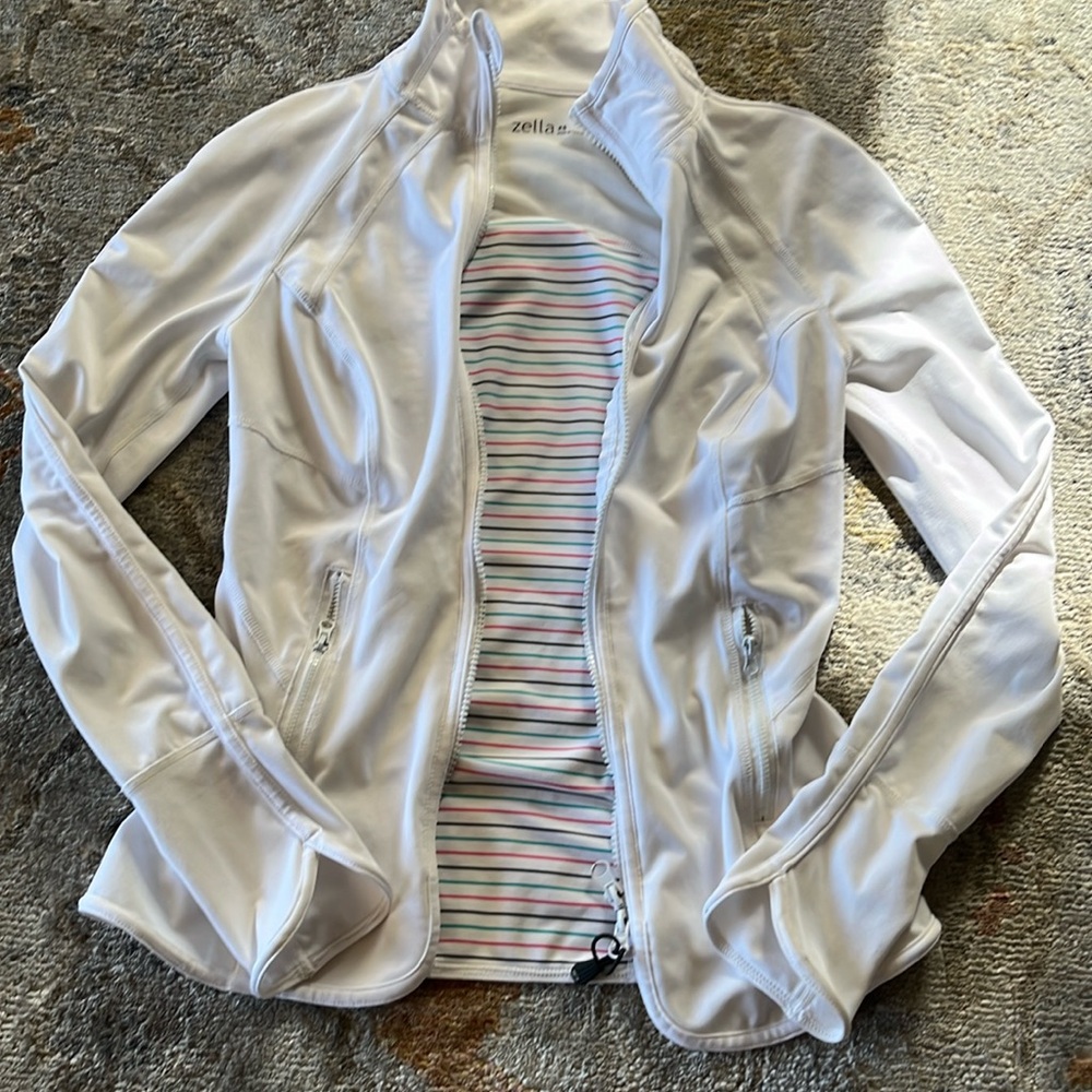 Zella white zip up athleisure jacket XS